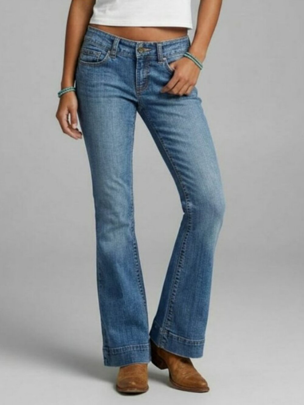 Seven7 Sexy Flare Low Waist Jeans Size 27